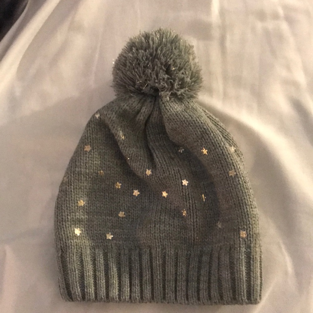 Grey Zara hat
